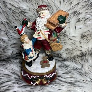 Musical Santa  Figurine